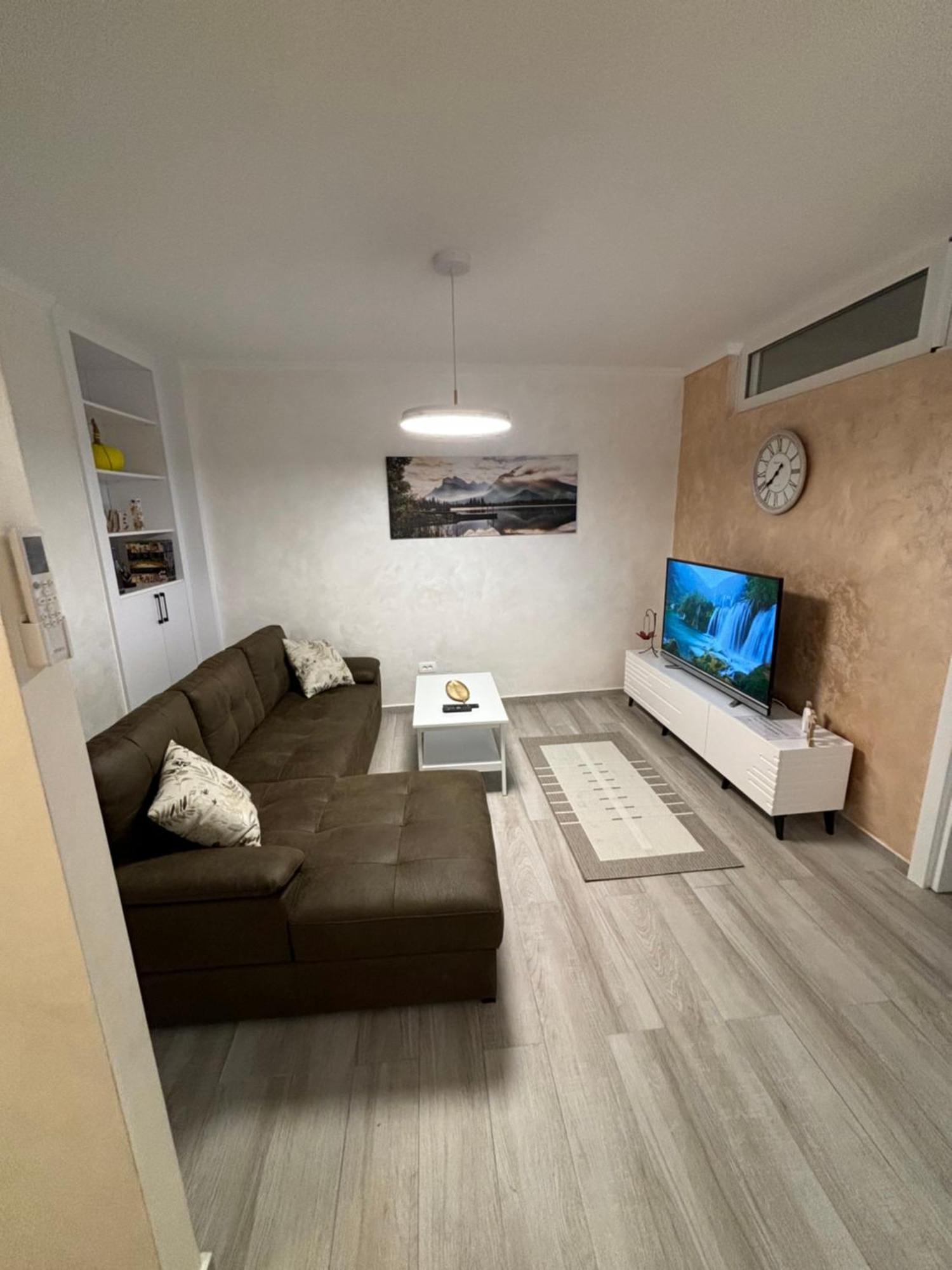 Petar Apartment 波德戈里察 外观 照片